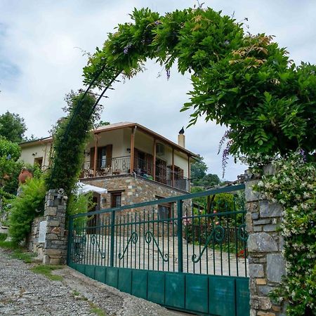Efi'S Guest House Áyios Dhimítrios Exteriör bild